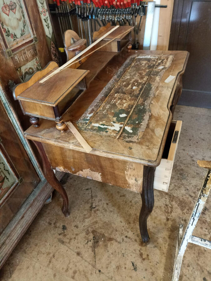 Schreibtisch vorher Schreibtisch vorher